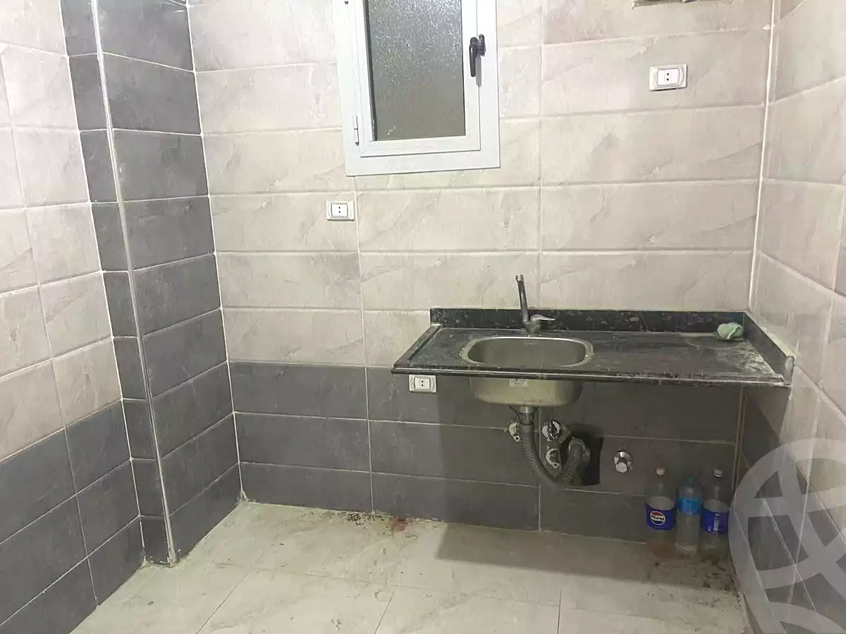 https://aqarmap.com.eg/ar/listing/7288315-for-rent-cairo-helwan-mnshy-hlwn-ljdyd-abd-allah-mahmoud-st