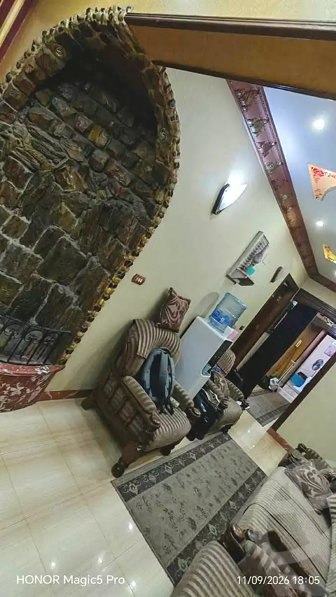 https://aqarmap.com.eg/ar/listing/7288360-for-sale-cairo-helwan-helwan-el-sharkeya-mostafa-safwat-st
