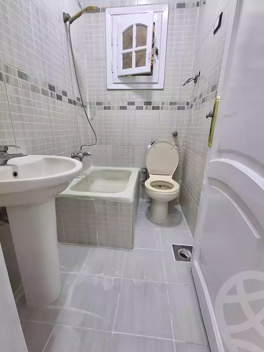 https://aqarmap.com.eg/ar/listing/7288727-for-sale-alexandria-al-agamy-shataa-el-nakheel