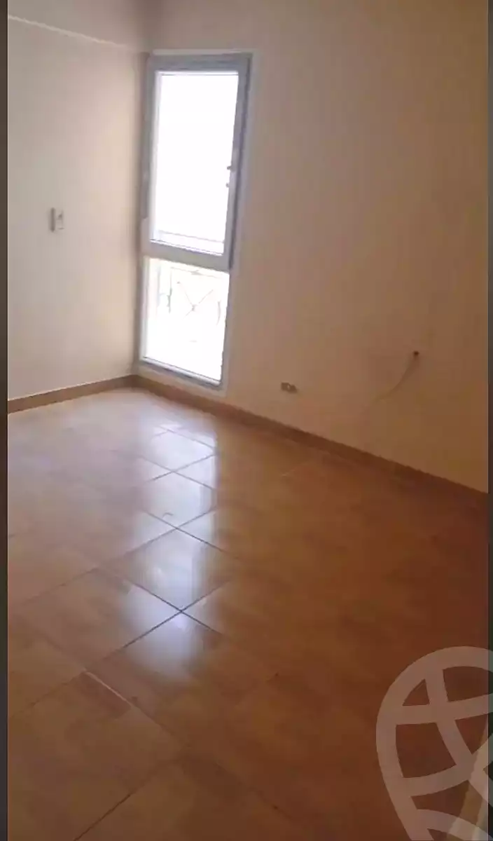 https://aqarmap.com.eg/ar/listing/7288902-for-rent-alexandria-smouha-compounds-in-smouha-fayrouzit-smouha