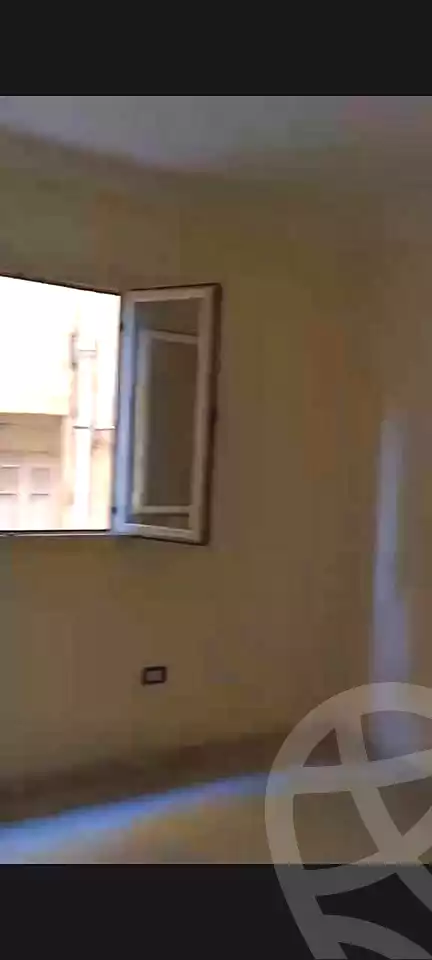 https://aqarmap.com.eg/ar/listing/7289022-for-rent-alexandria-moharram-bey