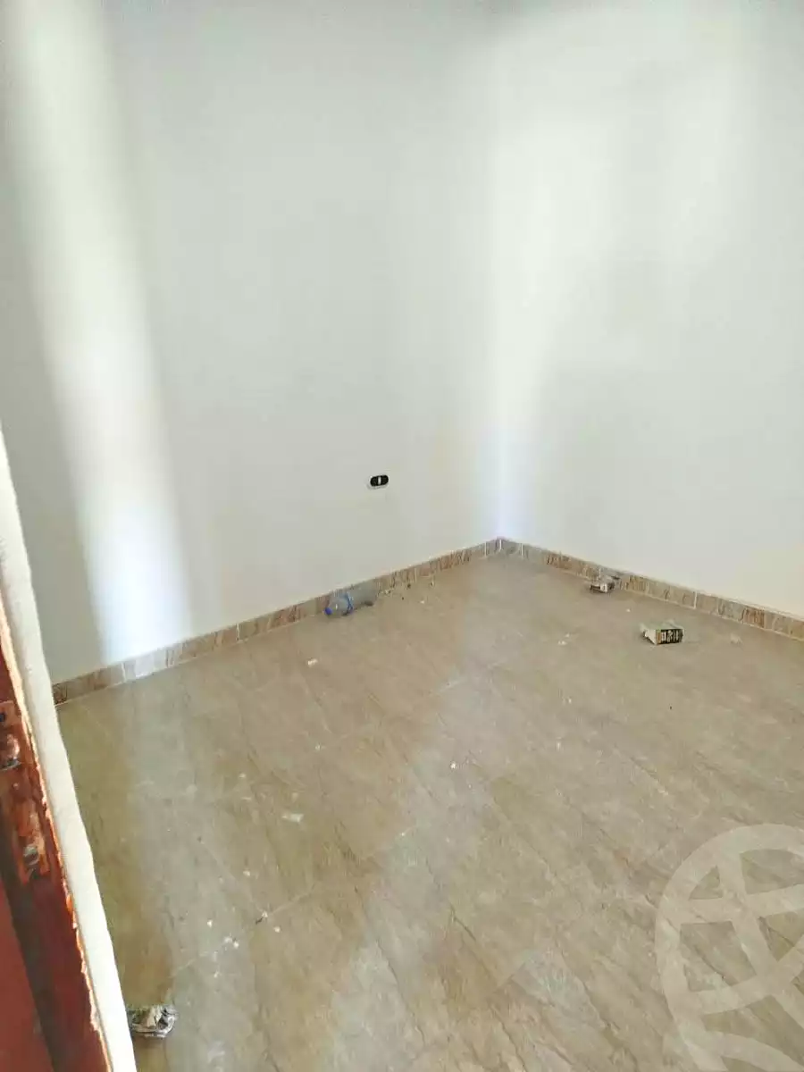 https://aqarmap.com.eg/en/listing/7289487-for-sale-alexandria-al-agamy-el-hanouvel