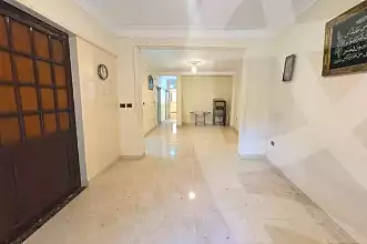 https://aqarmap.com.eg/en/listing/7289566-for-rent-alexandria-lauran