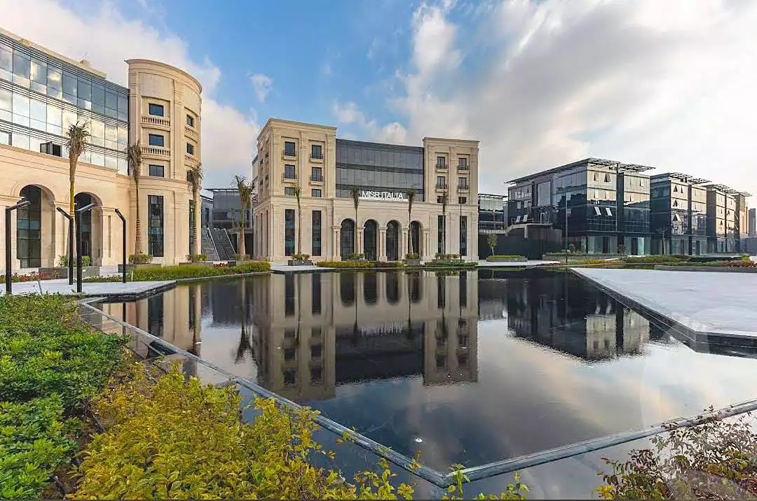https://aqarmap.com.eg/en/listing/7289932-for-rent-cairo-new-cairo-compounds-cairo-business-park