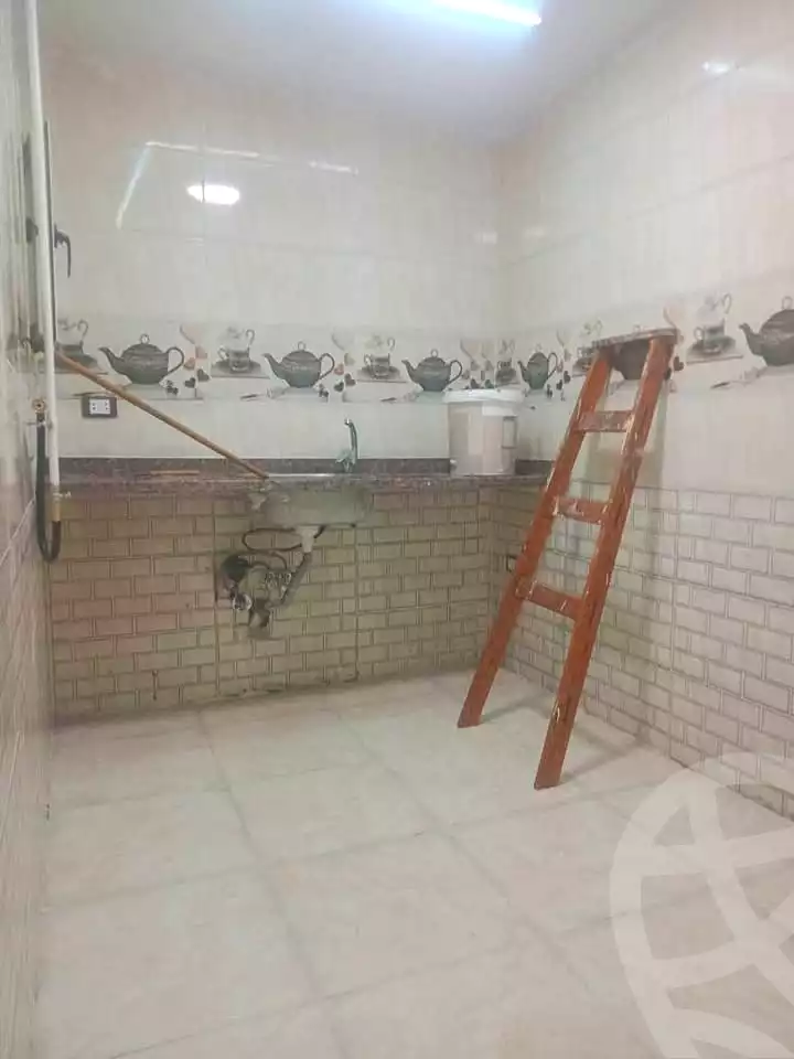 https://aqarmap.com.eg/en/listing/7289939-for-sale-alexandria-al-agamy-el-hanouvel-radwan-st
