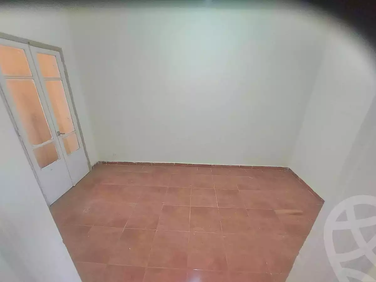 https://aqarmap.com.eg/ar/listing/7289955-for-sale-cairo-helwan-helwan-el-sharkeya-ismael-kamel-st