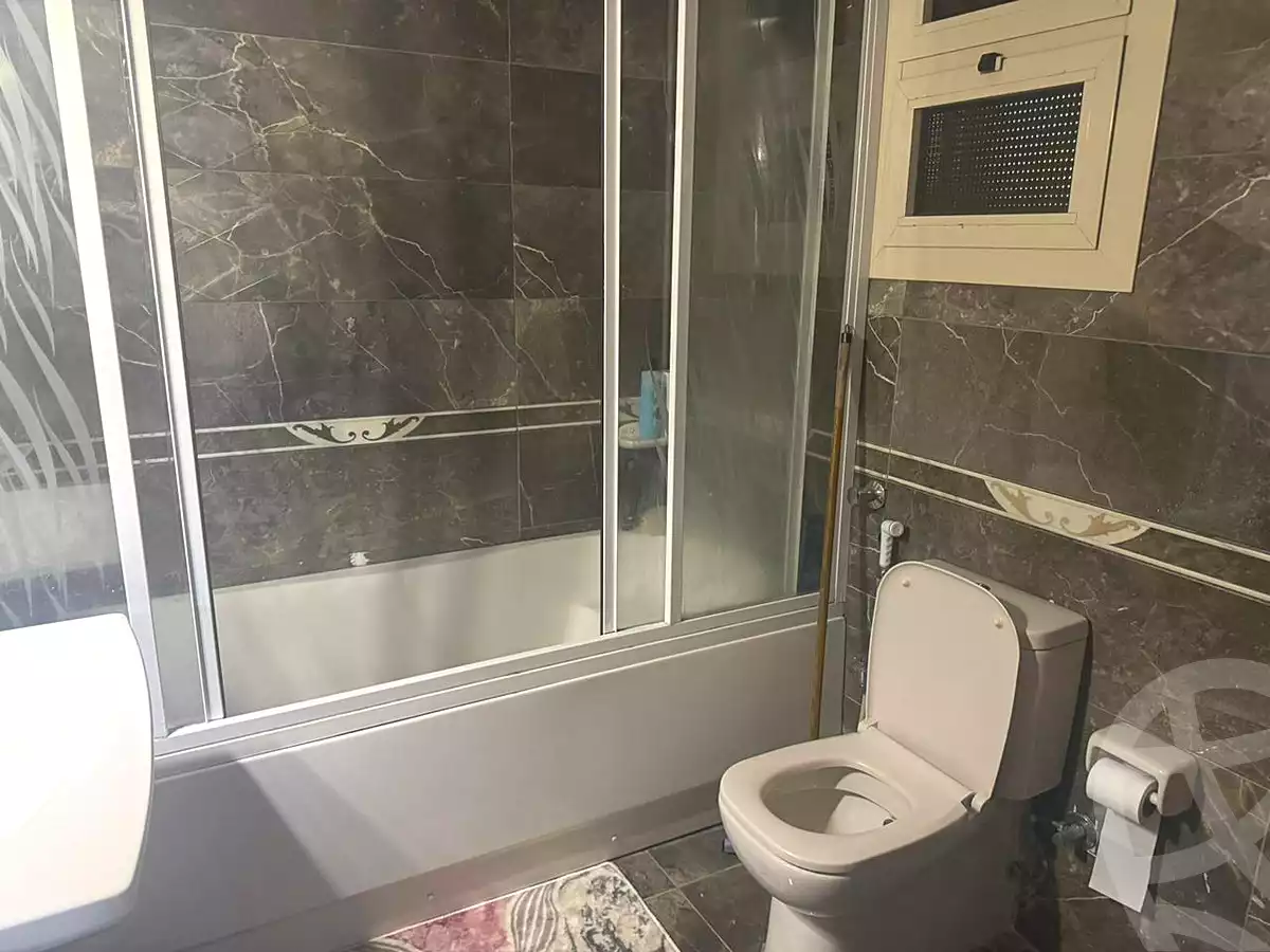 https://aqarmap.com.eg/ar/listing/7289982-for-sale-cairo-el-sheikh-zayed-city-compounds-el-khamayel
