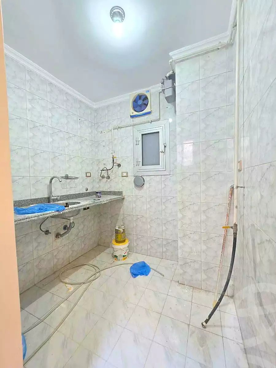 https://aqarmap.com.eg/en/listing/7289996-for-sale-alexandria-sydy-bshr-sydy-bshr-bhry-street-16