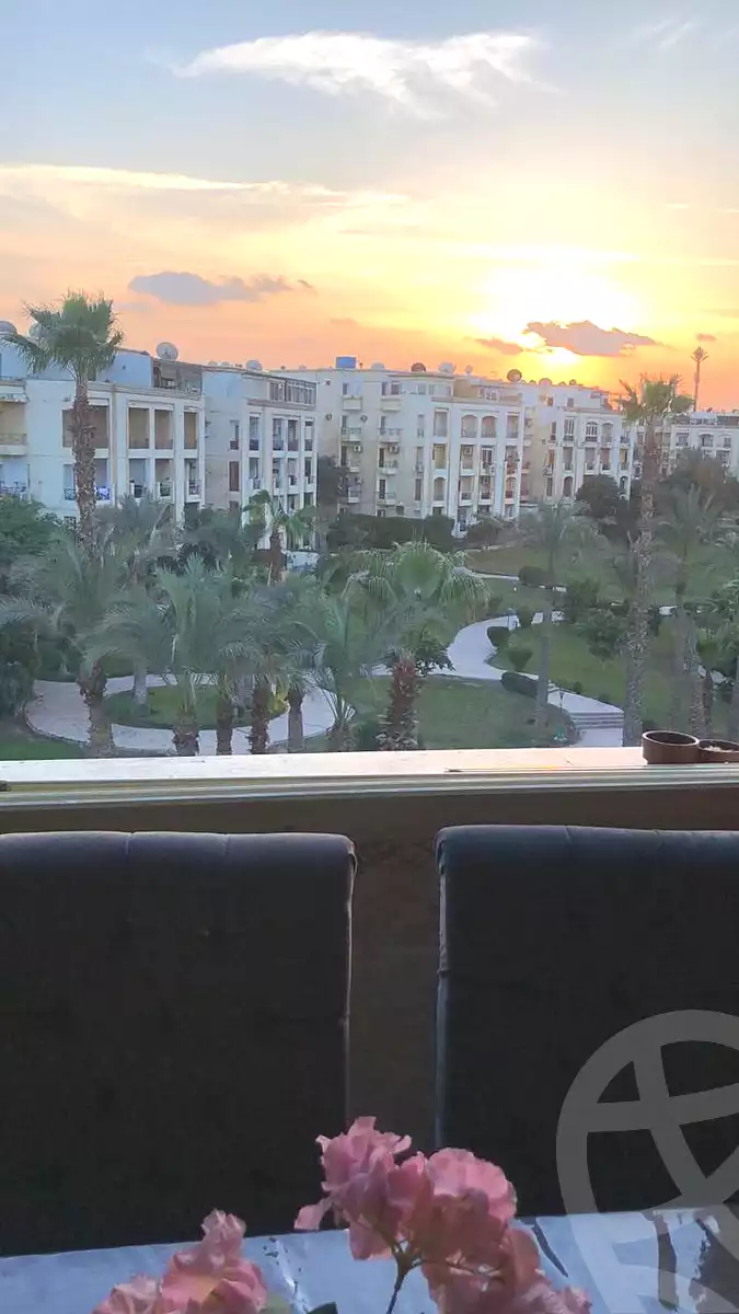 https://aqarmap.com.eg/ar/listing/7290003-for-sale-cairo-el-sheikh-zayed-city-compounds-hadayek-el-mohandiseen