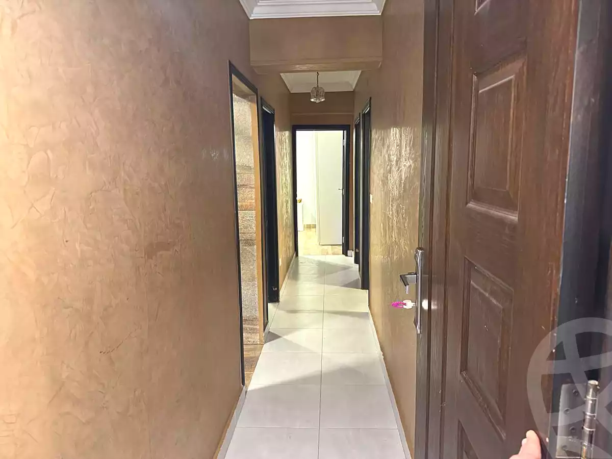 https://aqarmap.com.eg/en/listing/7290023-for-sale-cairo-el-sheikh-zayed-city-el-hay-elsabeaa-lhy-lsb