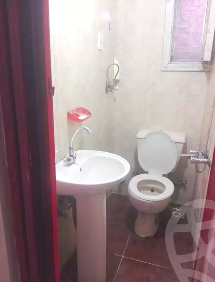 https://aqarmap.com.eg/en/listing/7290122-for-rent-cairo-el-zaytun-hlmy-lzytwn