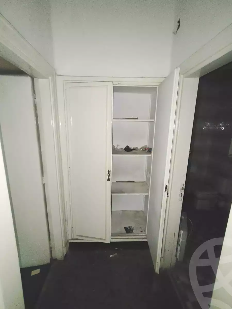 https://aqarmap.com.eg/ar/listing/7290290-for-rent-cairo-downtown-bab-el-loaa-el-tahrir-st