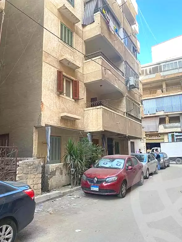 https://aqarmap.com.eg/en/listing/7290365-for-sale-alexandria-al-agamy-lbytsh-waheed-sabir-st