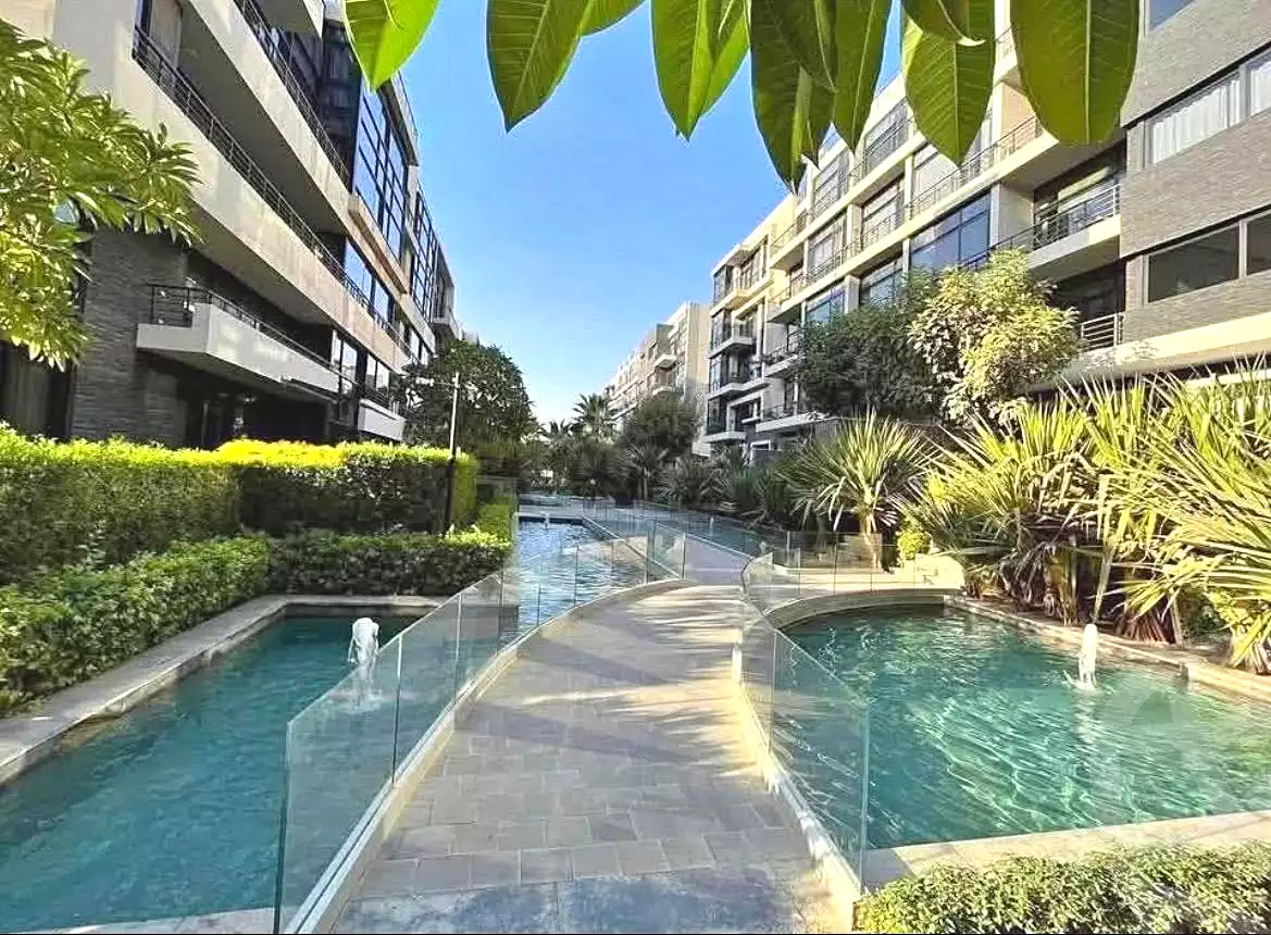 https://aqarmap.com.eg/ar/listing/7290580-for-sale-cairo-new-cairo-compounds-the-view-waterway