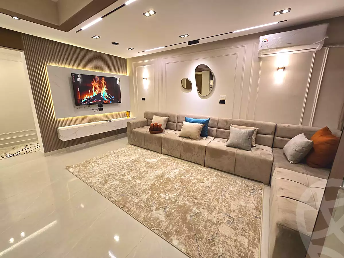 https://aqarmap.com.eg/en/listing/7291099-for-rent-cairo-6th-of-october-el-ahyaa-neighborhood-1st-eighth-neighborhood