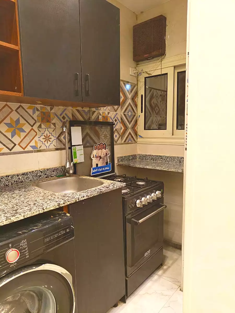 https://aqarmap.com.eg/ar/listing/7291169-for-rent-cairo-6th-of-october-el-ahyaa-neighborhood-1st-rich-bake-st