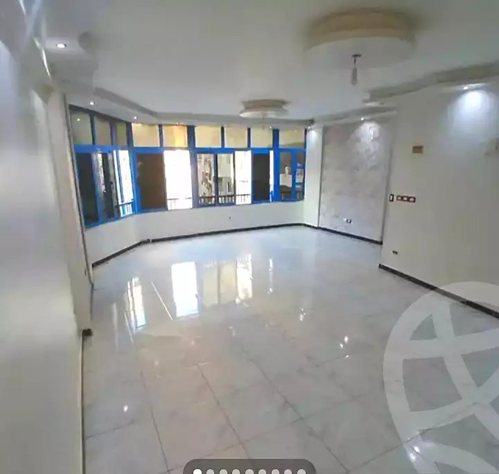 https://aqarmap.com.eg/ar/listing/7291305-for-rent-alexandria-miami