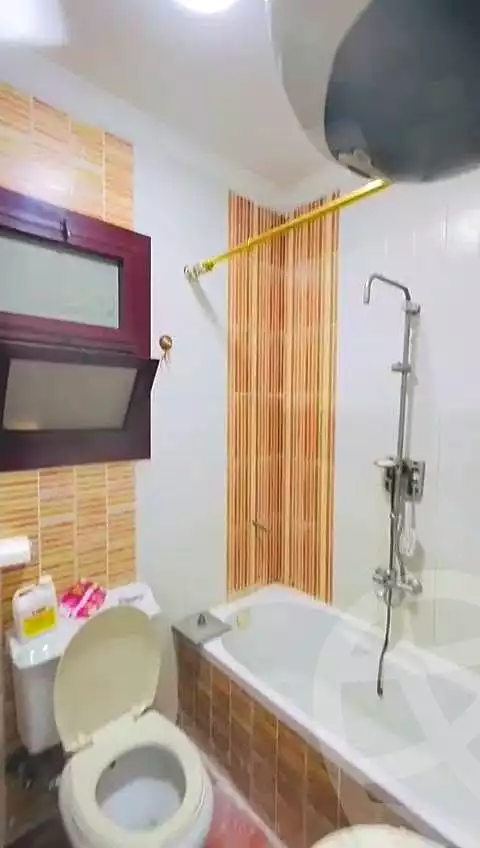 https://aqarmap.com.eg/ar/listing/7291972-for-rent-cairo-faisal-kafr-tohormos-queen-nazli-st