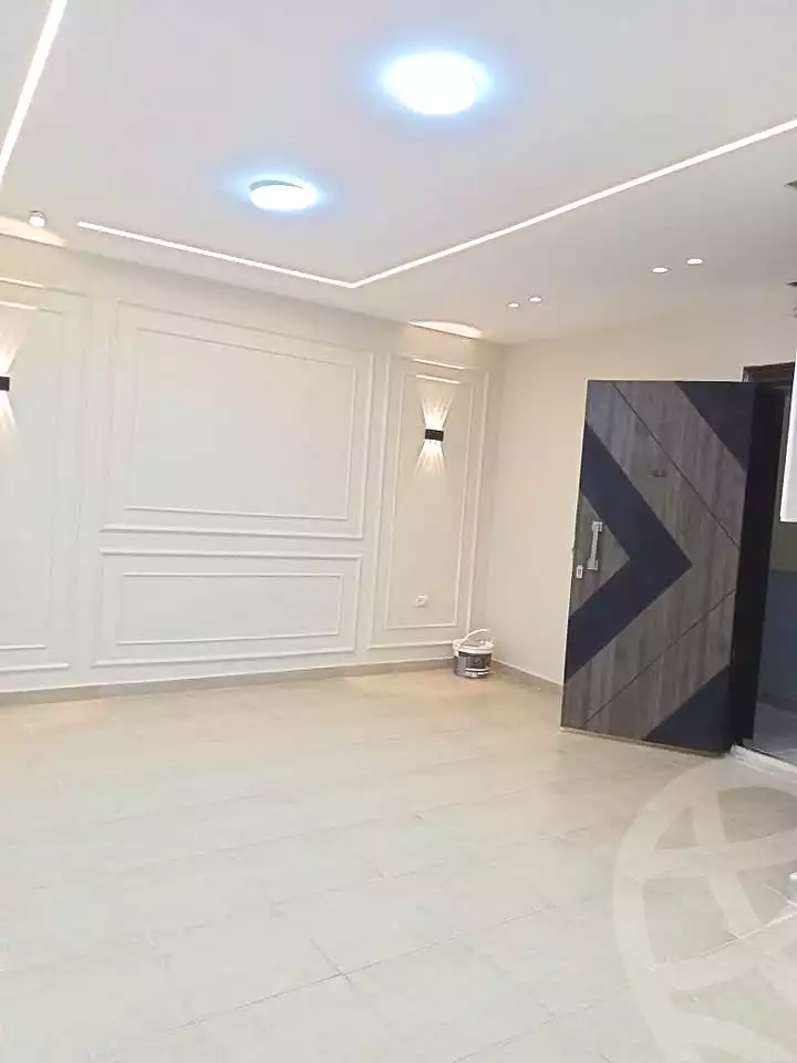 https://aqarmap.com.eg/ar/listing/7292071-for-sale-alexandria-miami-mahmoud-el-isawy-st