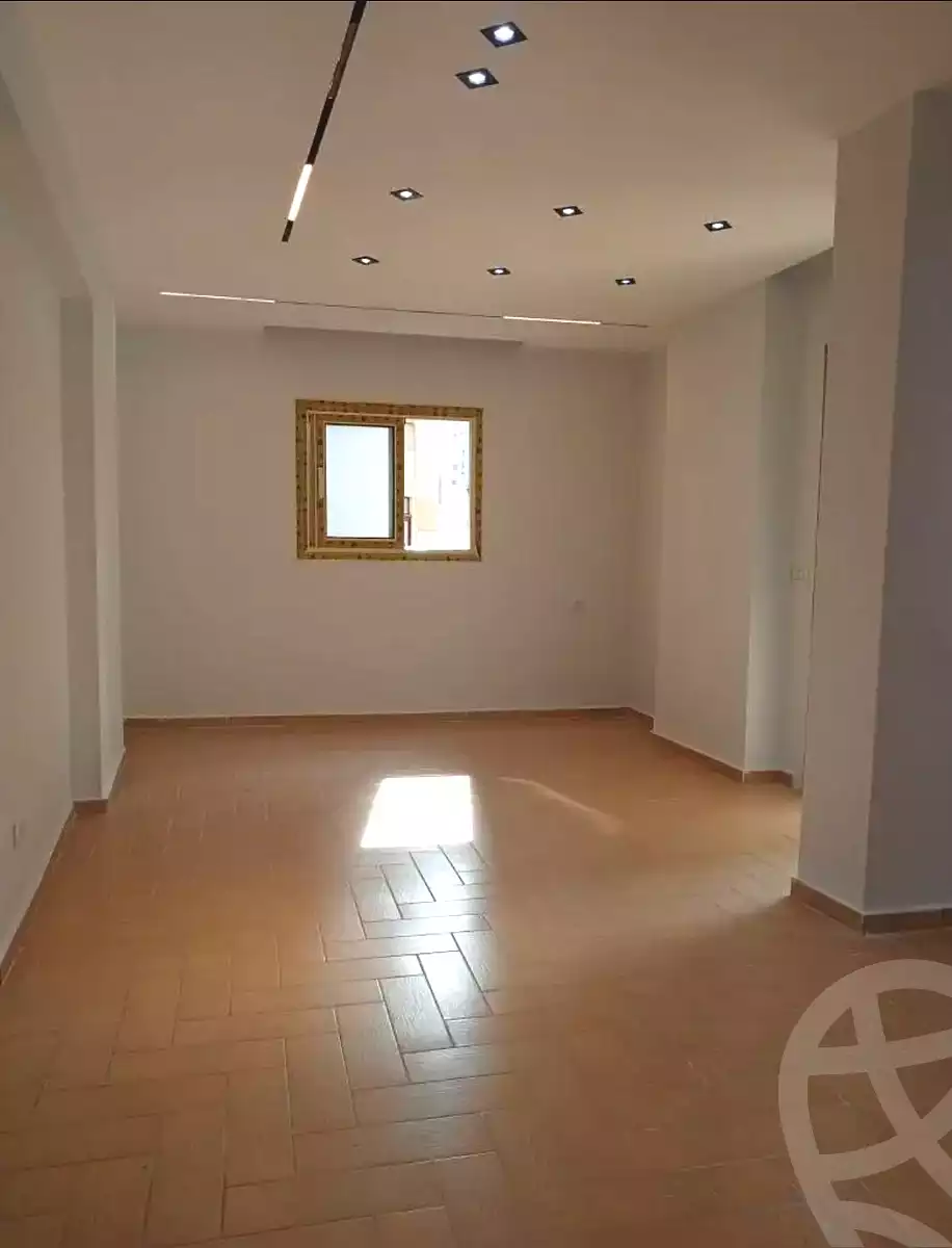 https://aqarmap.com.eg/ar/listing/7292160-for-sale-alexandria-sydy-bshr-sydy-bshr-bhry-gamal-abd-el-nasir-st