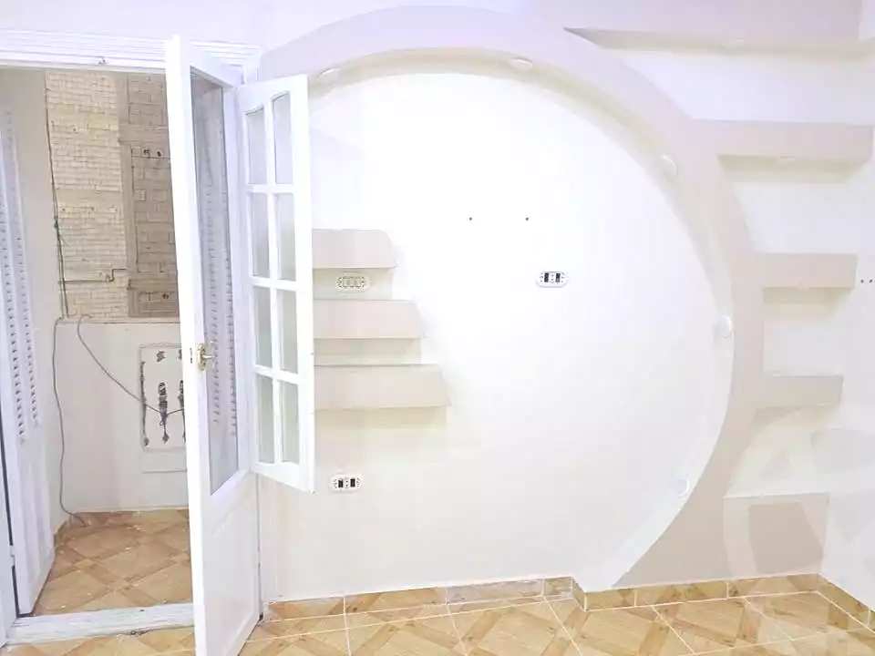 https://aqarmap.com.eg/ar/listing/7292514-for-sale-alexandria-el-asafra-l-sfr-qbly