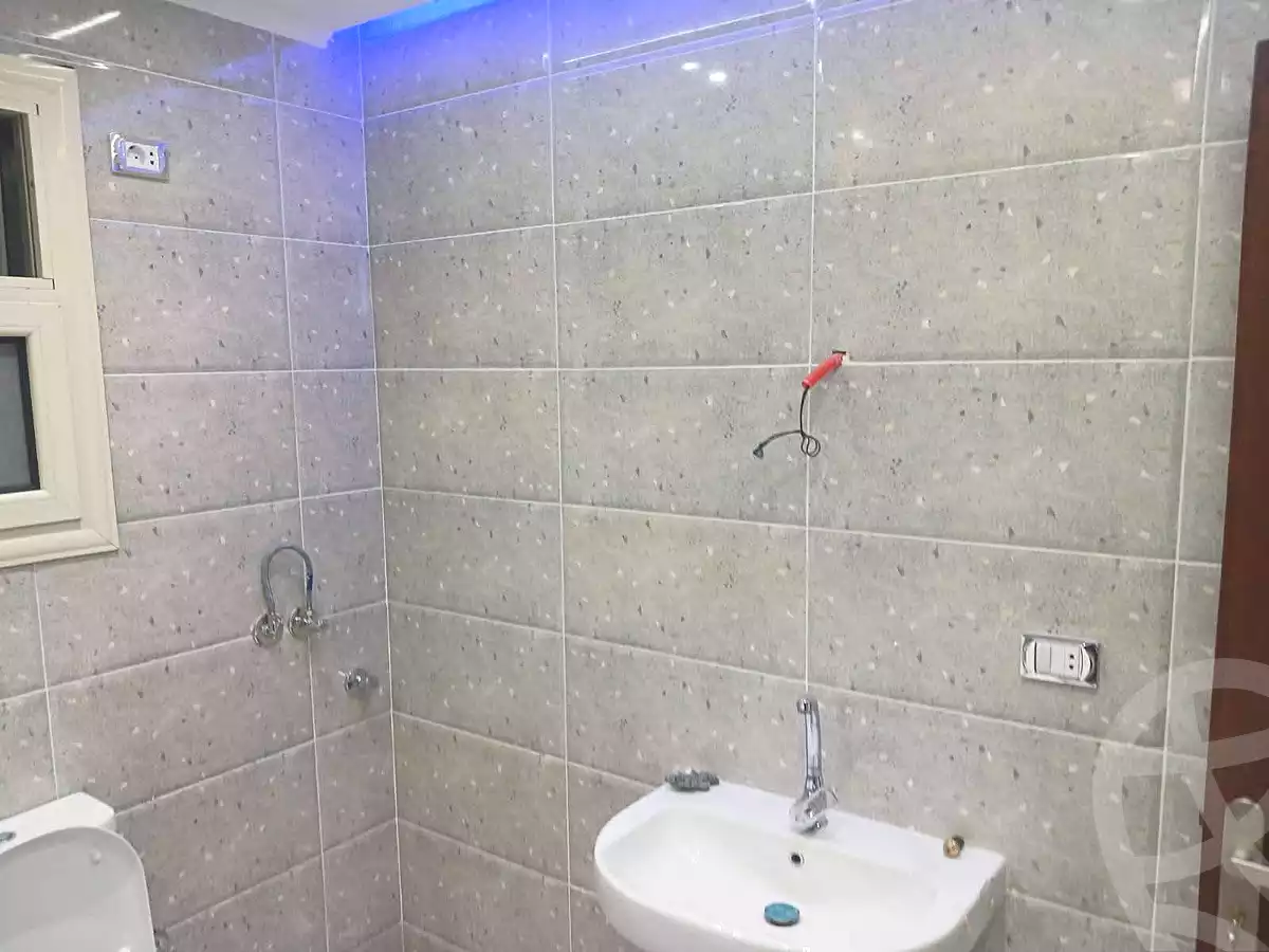 https://aqarmap.com.eg/ar/listing/7292545-for-sale-cairo-helwan-mostafa-fahmy-st