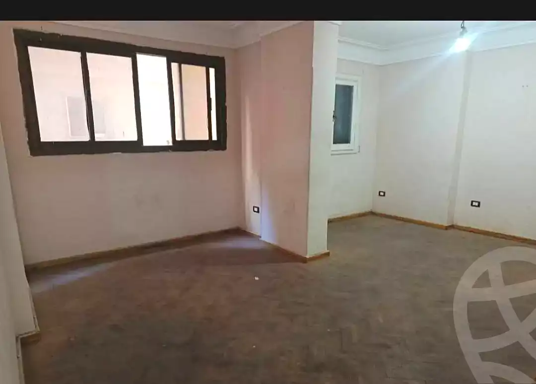 https://aqarmap.com.eg/ar/listing/7292599-for-rent-alexandria-miami-mahmoud-el-isawy-st