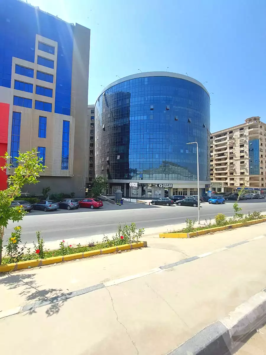 https://aqarmap.com.eg/ar/listing/7292833-for-rent-cairo-el-maadi-compounds-rayhanah-plaza