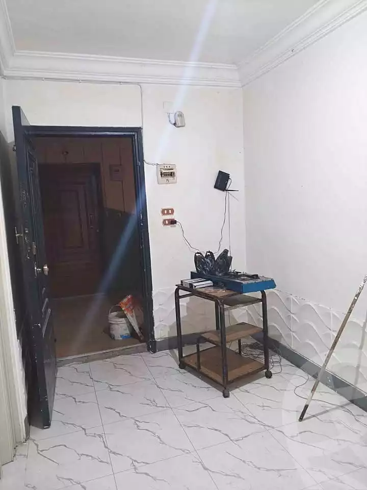 https://aqarmap.com.eg/en/listing/7292919-for-rent-alexandria-sydy-bshr
