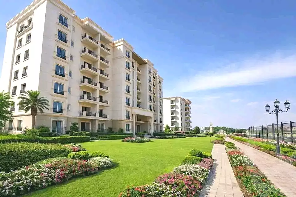 https://aqarmap.com.eg/ar/listing/7292989-for-sale-cairo-new-cairo-compounds-mayan-compound-stm