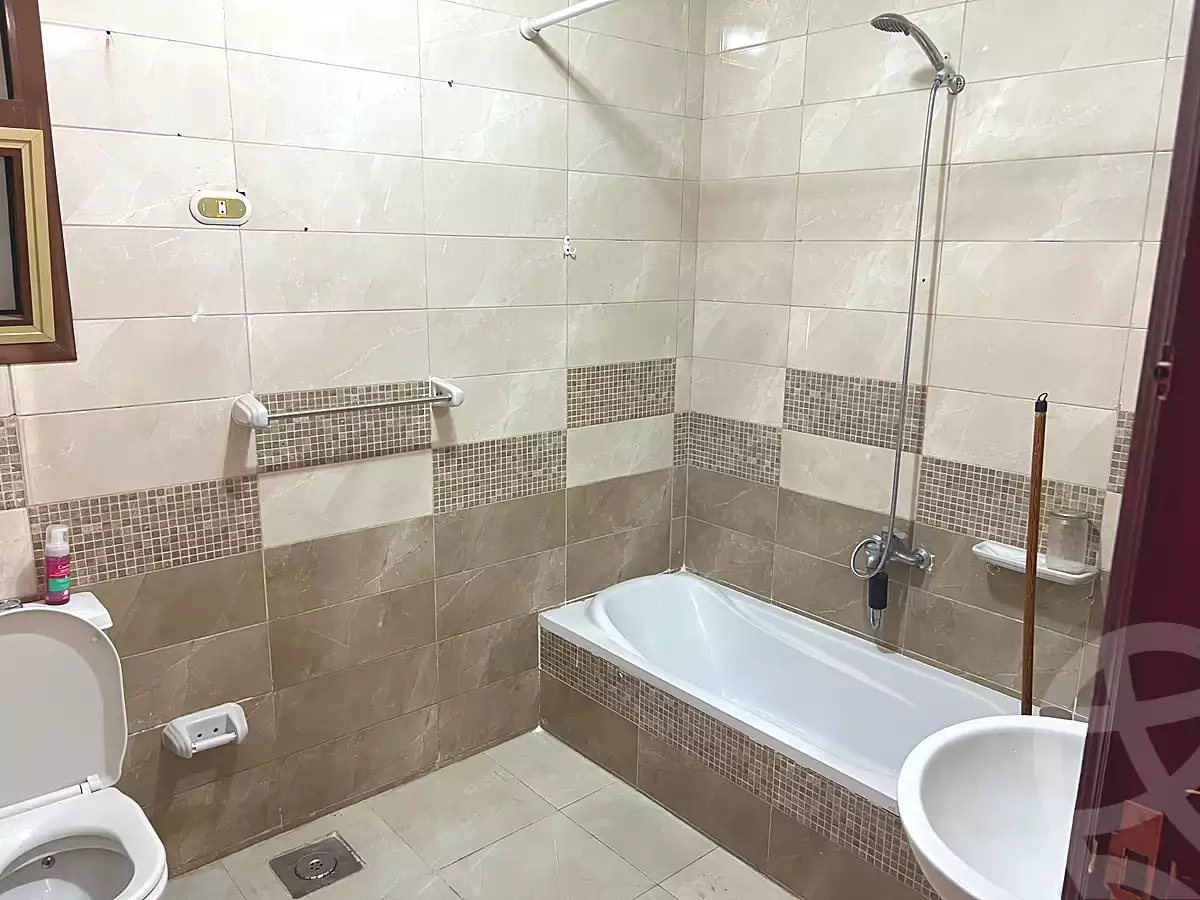 https://aqarmap.com.eg/ar/listing/7293080-for-rent-alexandria-camp-cesar-ahmed-kamha-st