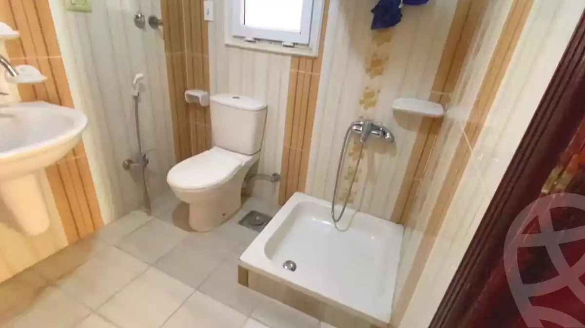 https://aqarmap.com.eg/ar/listing/7178133-for-sale-cairo-el-sheikh-zayed-city-el-hay-elsades-ashaer