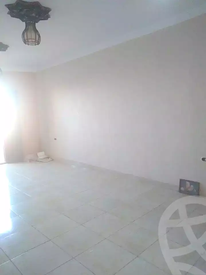 https://aqarmap.com.eg/en/listing/7293262-for-sale-alexandria-al-agamy-el-hanouvel-radwan-st