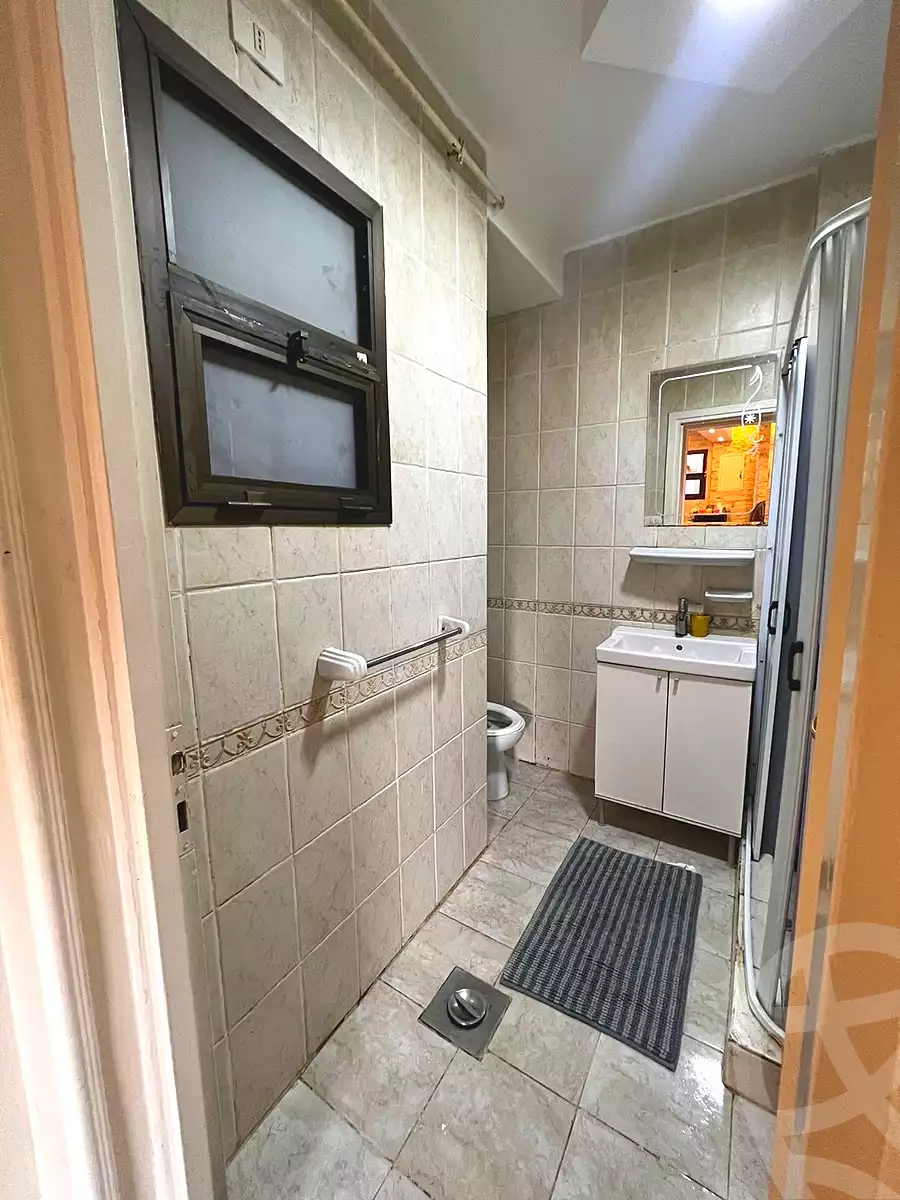 https://aqarmap.com.eg/en/listing/7293360-for-rent-cairo-new-cairo-lrhb-city-phase-5-talaat-mostafa-st