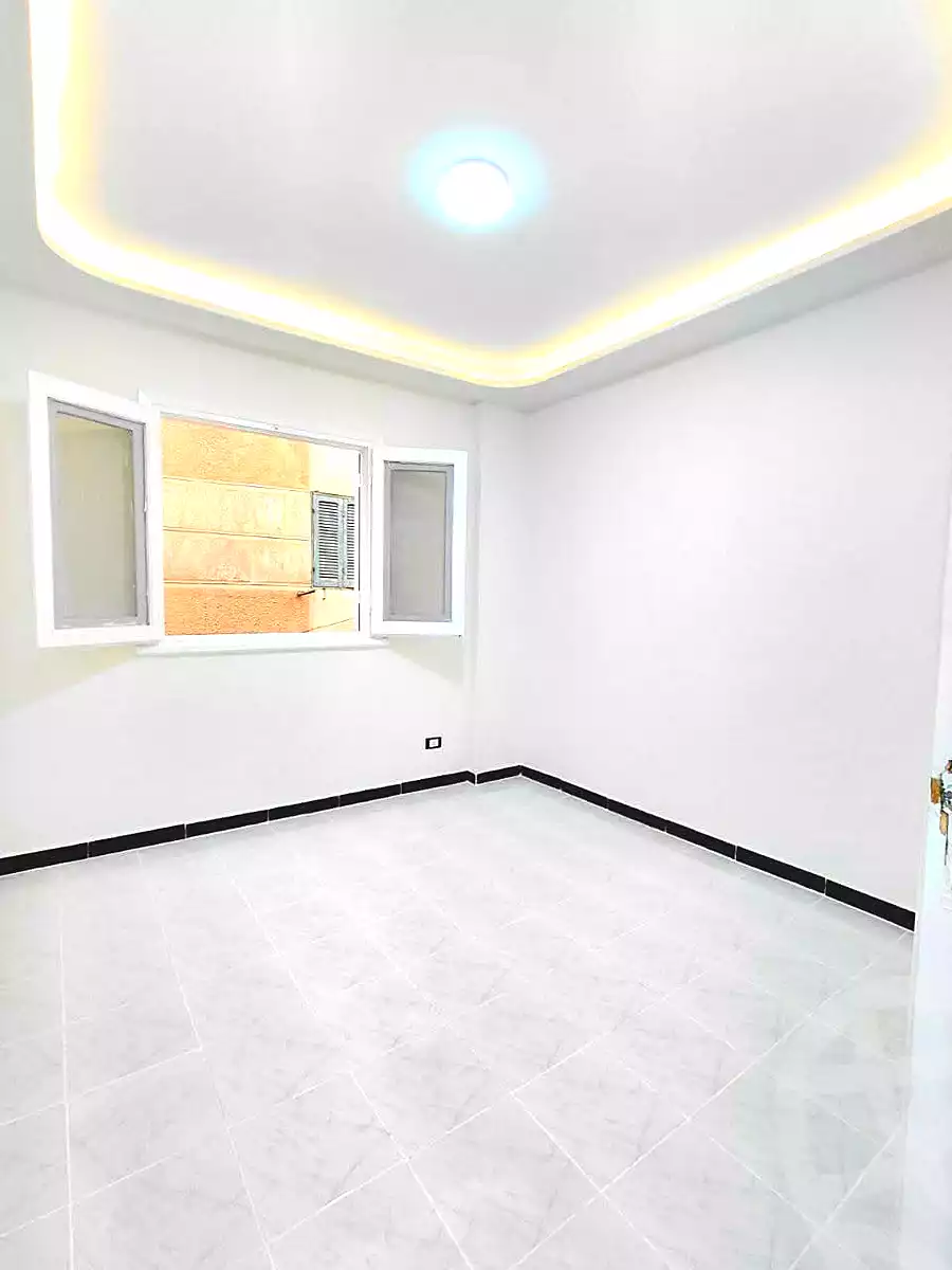 https://aqarmap.com.eg/en/listing/7293457-for-sale-alexandria-al-agamy-shataa-el-nakheel