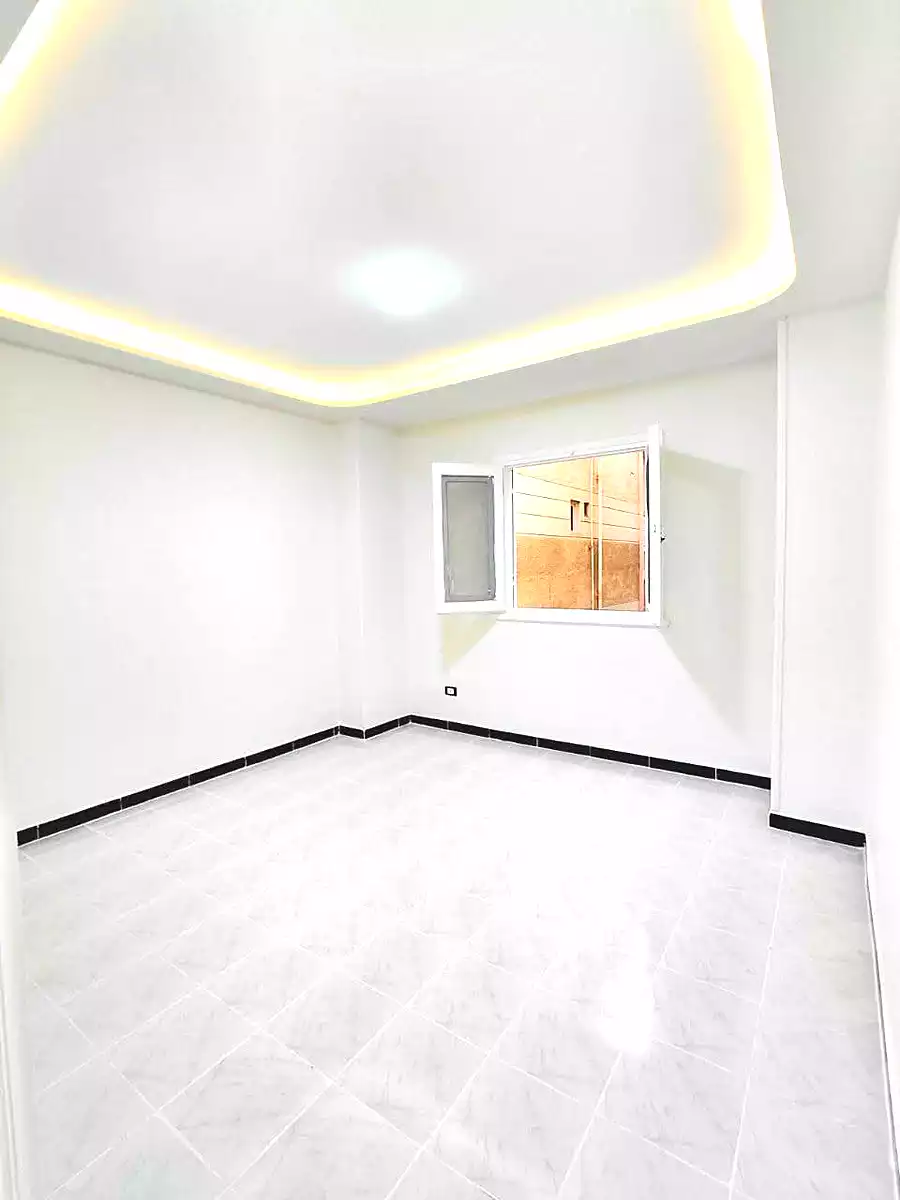 https://aqarmap.com.eg/en/listing/7293457-for-sale-alexandria-al-agamy-shataa-el-nakheel