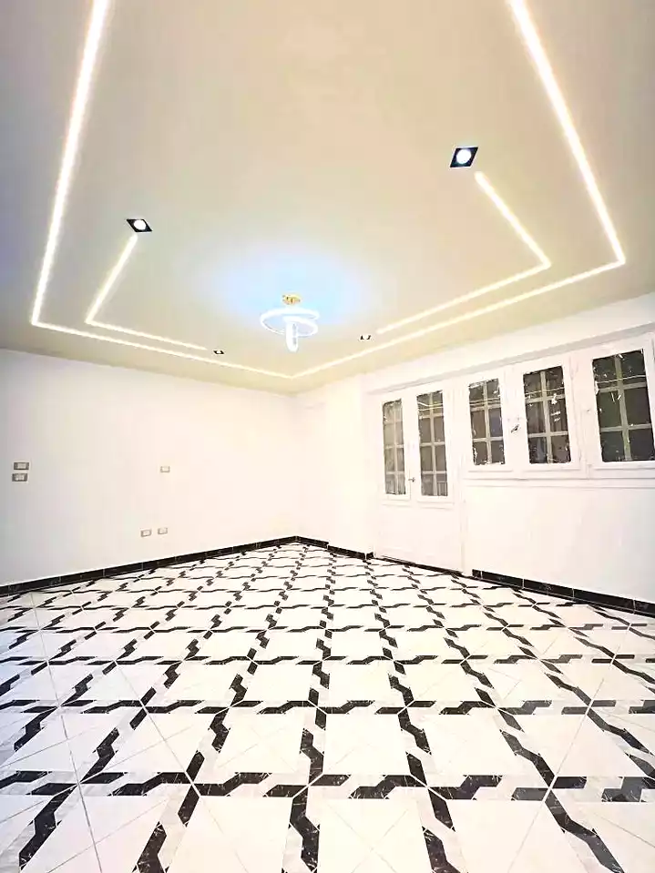 https://aqarmap.com.eg/ar/listing/7293551-for-sale-alexandria-al-agamy-shataa-el-nakheel