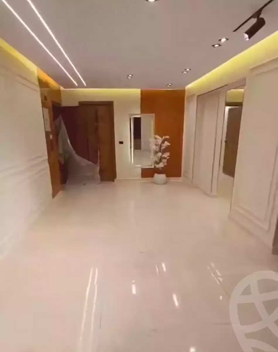 https://aqarmap.com.eg/en/listing/7293580-for-sale-cairo-ain-shams-jsr-lswys