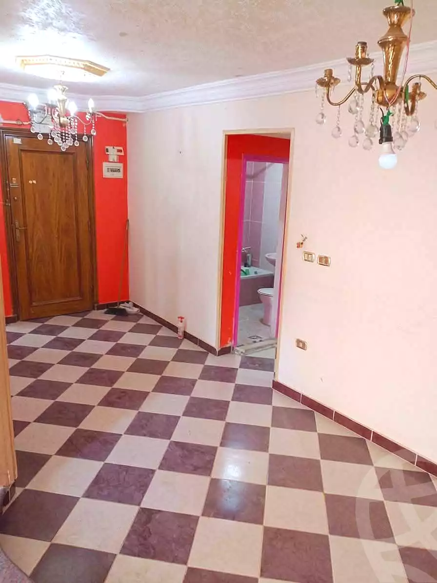 https://aqarmap.com.eg/ar/listing/7293600-for-sale-جانبى-من-شارع-البحريه
