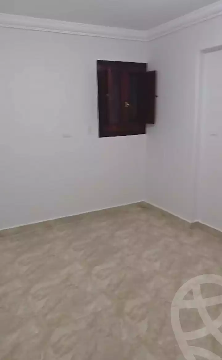 https://aqarmap.com.eg/ar/listing/7293994-for-sale-alexandria-new-miami-eskot