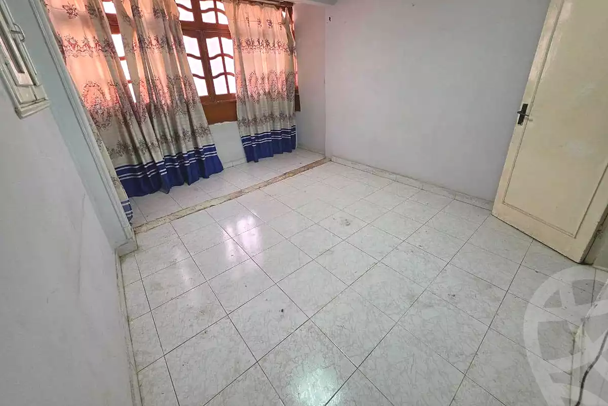 https://aqarmap.com.eg/ar/listing/7294052-for-sale-cairo-ain-shams-ain-shams-el-sharkia