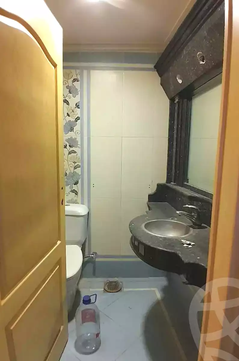 https://aqarmap.com.eg/ar/listing/7294051-for-sale-alexandria-sydy-bshr-sydy-bshr-bhry-gamal-abd-el-nasir-st