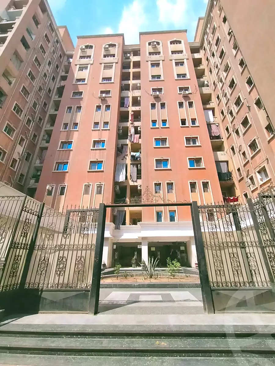 https://aqarmap.com.eg/en/listing/7294141-for-sale-cairo-shoubra-el-sahel-shobra-st
