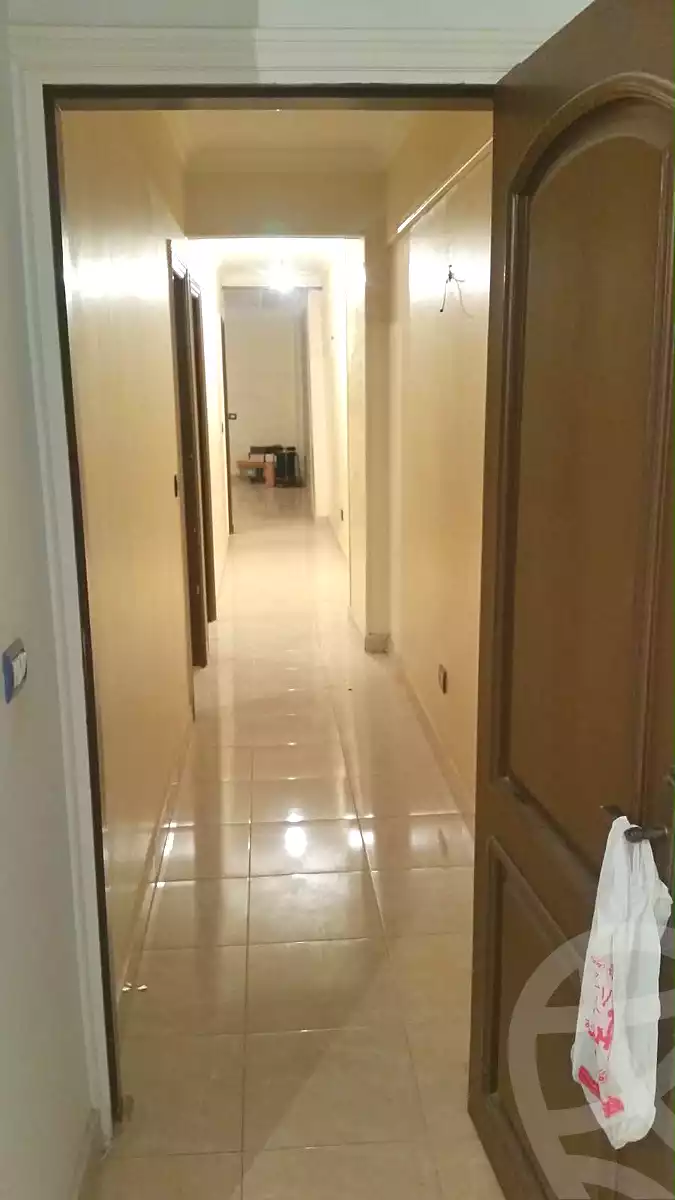 https://aqarmap.com.eg/ar/listing/7294425-for-sale-cairo-ain-shams-yn-shms-lgrby-shr-qsr-fhmy