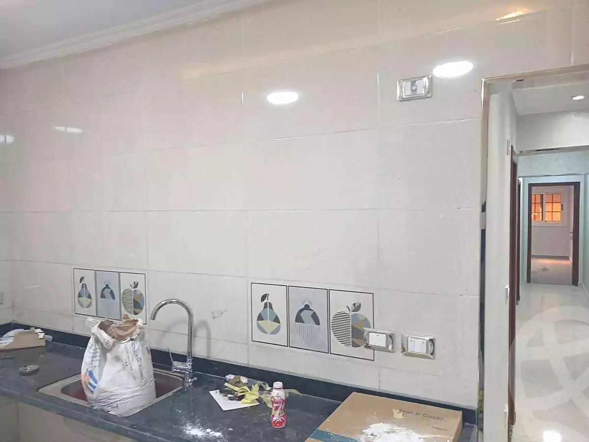 https://aqarmap.com.eg/ar/listing/7294654-for-sale-cairo-helwan-mostafa-fahmy-st