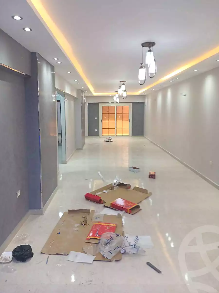 https://aqarmap.com.eg/ar/listing/7294654-for-sale-cairo-helwan-mostafa-fahmy-st