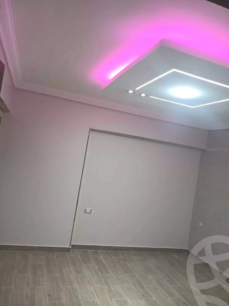 https://aqarmap.com.eg/ar/listing/7294654-for-sale-cairo-helwan-mostafa-fahmy-st