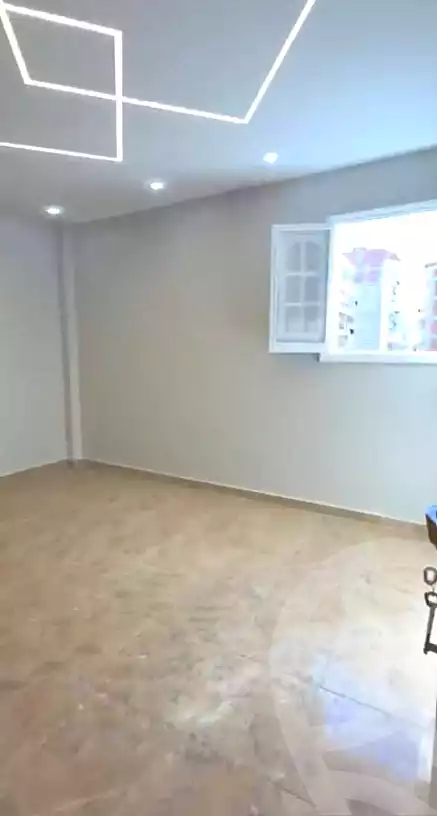 https://aqarmap.com.eg/ar/listing/7294772-for-sale-alexandria-el-asafra-shr-mlk-hfny