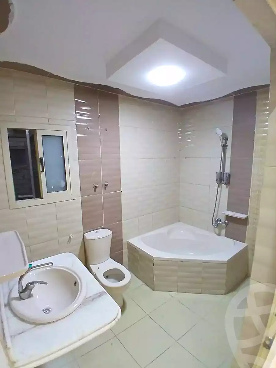 https://aqarmap.com.eg/ar/listing/7294856-for-sale-alexandria-al-agamy-lbytsh-el-tayar-st