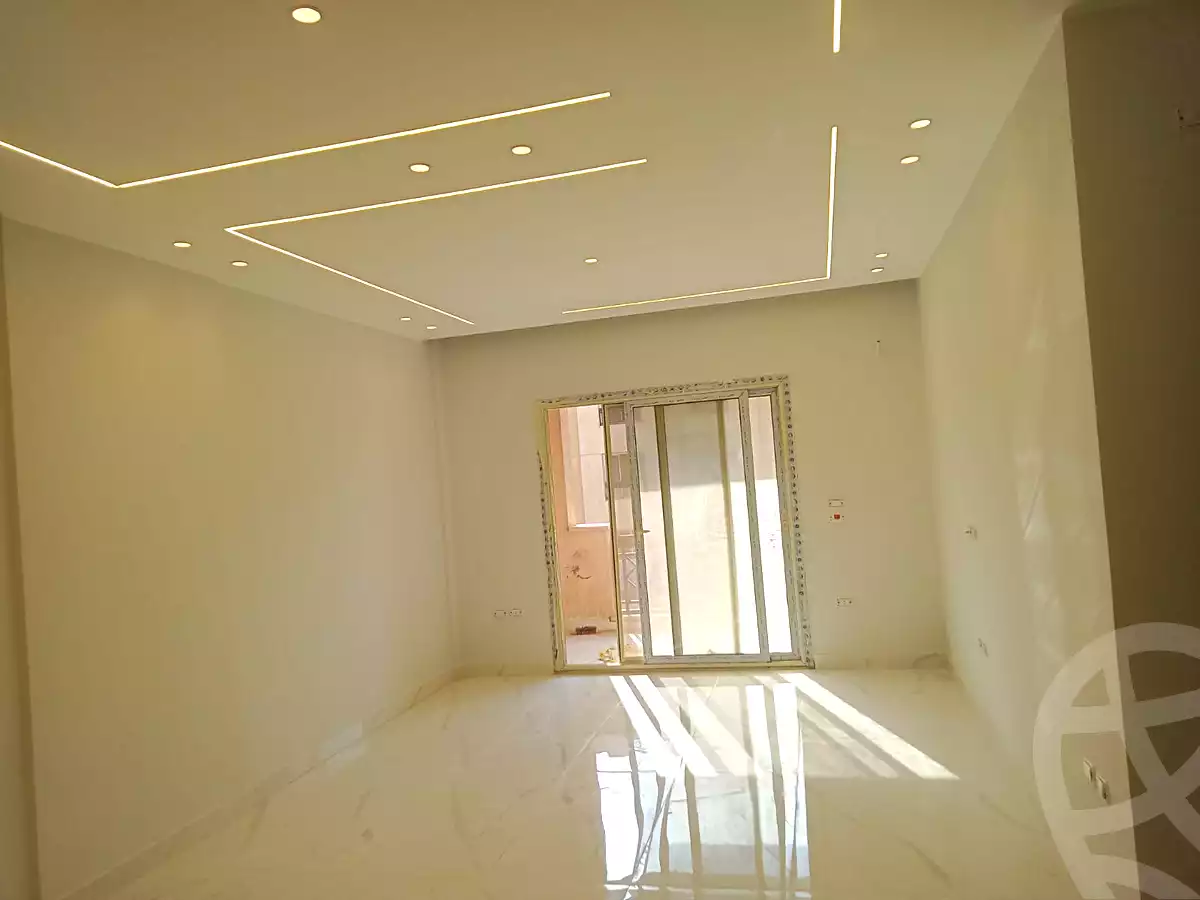https://aqarmap.com.eg/ar/listing/7295164-for-sale-cairo-new-cairo-compounds-paradise